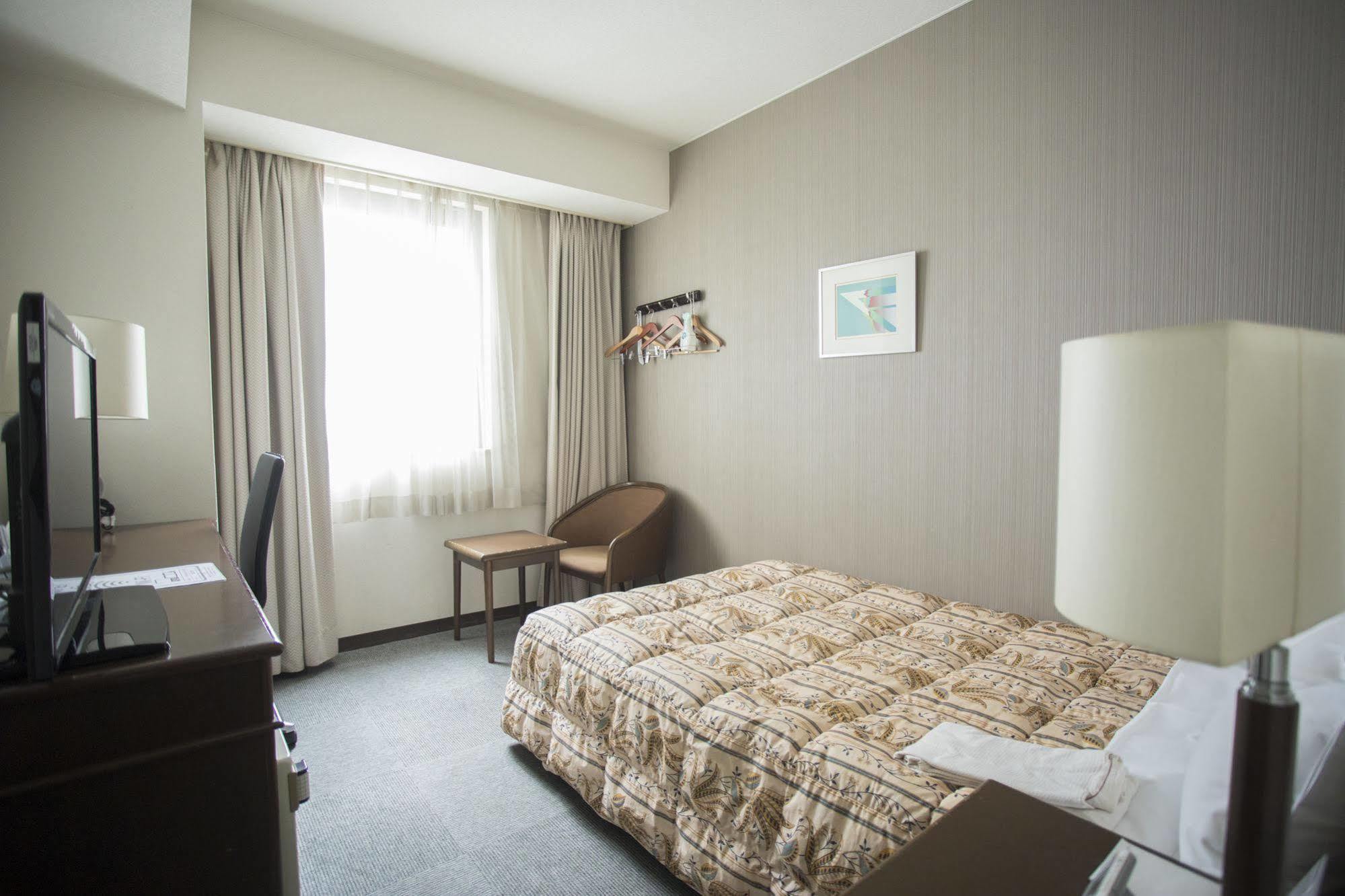 Hiroshima Pacific Hotel Bagian luar foto